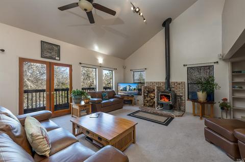359 Laurel St, Willits, CA 95490 photo 4