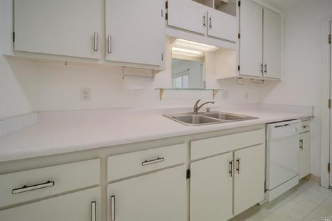 109 Muirwood Pl, Vallejo, CA 94591 photo 17