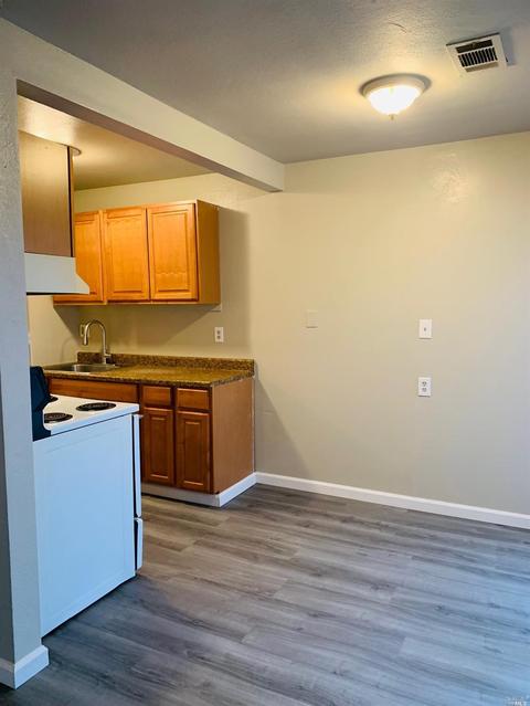476 Corcoran Ave #2, Vallejo, CA 94589 photo 9