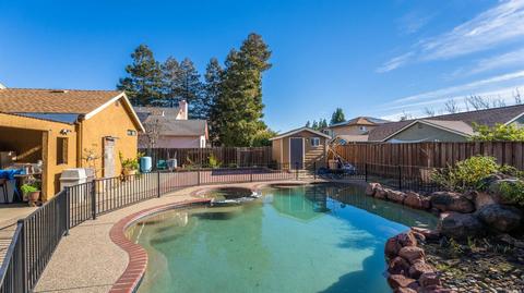 933 Hickory Ct, Fairfield, CA 94533 photo 27