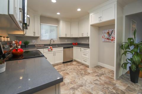 2075 Buckingham Dr, Fairfield, CA 94533 photo 15