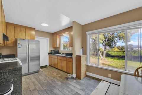 826 Steffan St, Vallejo, CA 94591 photo 9