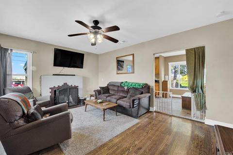 826 Steffan St, Vallejo, CA 94591 photo 5