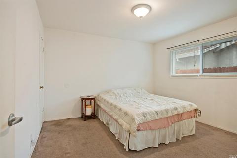 74 Carleton Dr, Petaluma, CA 94952 photo 8