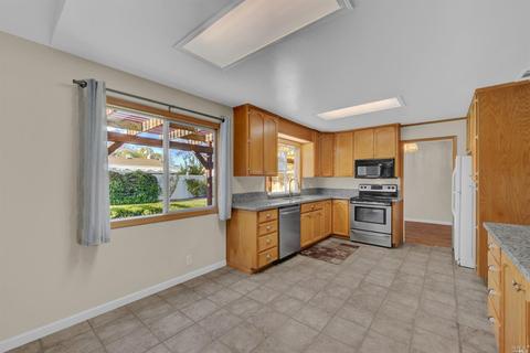 475 Miller Ct, Dixon, CA 95620 photo 21