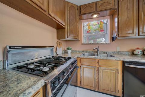 1005 Downs Way, Vallejo, CA 94591 photo 21