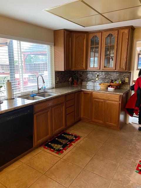 176 Lexington Dr, Vallejo, CA 94591 photo 11
