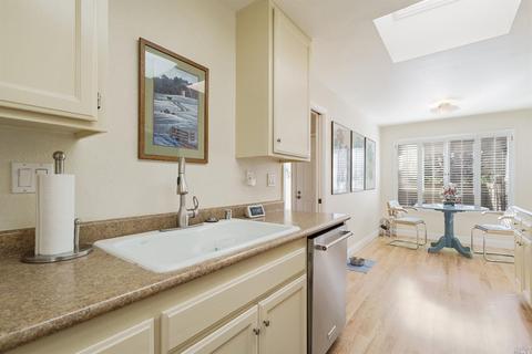 677 Crocus Dr, Sonoma, CA 95476 photo 8