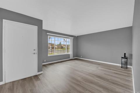280 Meadows Dr, Vallejo, CA 94589 photo 14