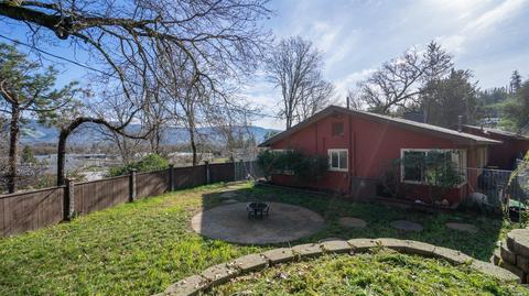 310 Crestview Dr, Ukiah, CA 95482 photo 16
