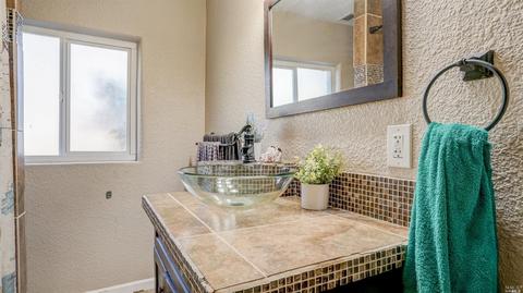 310 Crestview Dr, Ukiah, CA 95482 photo 14