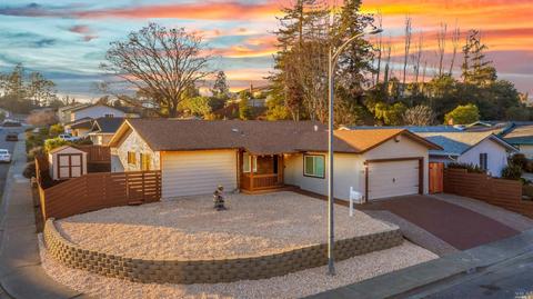 1301 Devlin Dr, Vallejo, CA 94591 photo 2