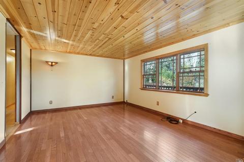 1151 Riverside Dr, Ukiah, CA 95482 photo 19