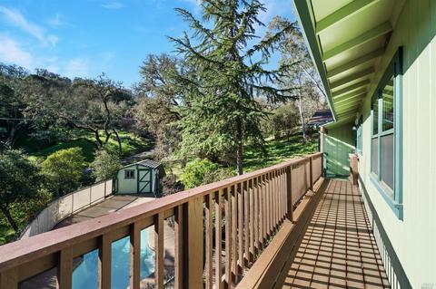 1151 Riverside Dr, Ukiah, CA 95482 photo 4