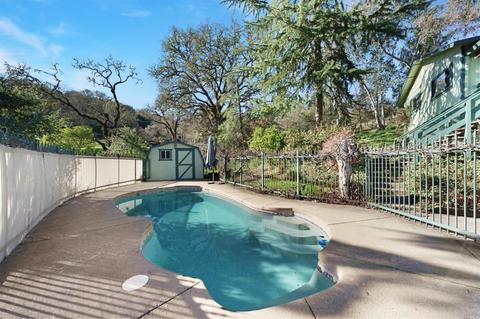 1151 Riverside Dr, Ukiah, CA 95482 photo 3