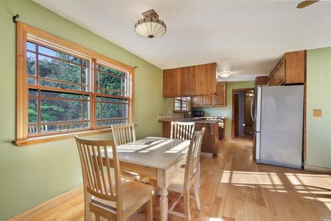 1151 Riverside Dr, Ukiah, CA 95482 photo 9