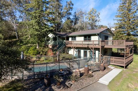 1151 Riverside Dr, Ukiah, CA 95482 photo 2