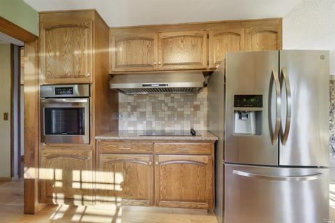 1151 Riverside Dr, Ukiah, CA 95482 photo 7