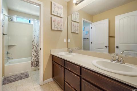 490 Cache Ct, Vacaville, CA 95688 photo 27