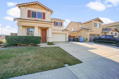 490 Cache Ct, Vacaville, CA 95688 photo 4