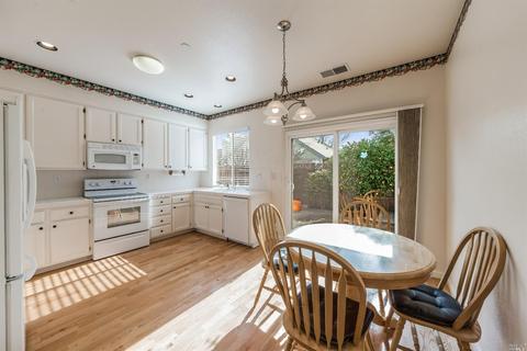 858 Ella Fitzgerald Ct, Windsor, CA 95492 photo 14