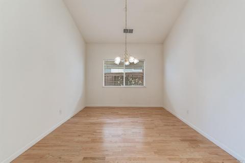 858 Ella Fitzgerald Ct, Windsor, CA 95492 photo 13