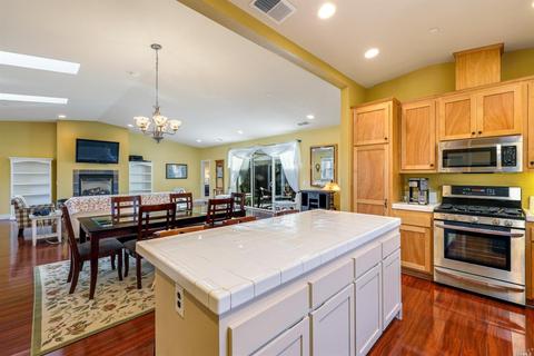 307 Moonlight Cir, Cloverdale, CA 95425 photo 12