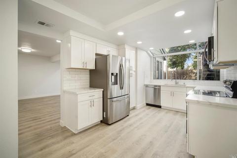 147 Pelican Loop, Pittsburg, CA 94565 photo 13