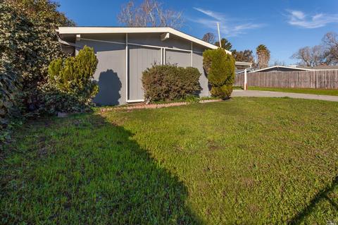 461 Diana Dr, Vallejo, CA 94589 photo 2