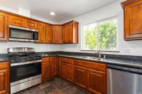 807 Rollingwood Dr, Vallejo, CA 94591 photo 17