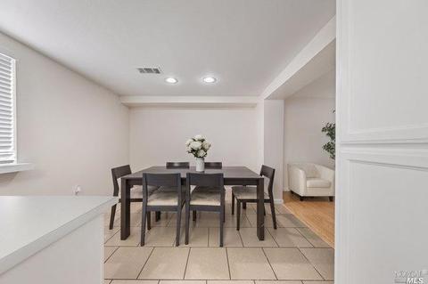 723 Daniels Ave, Vallejo, CA 94590 photo 11