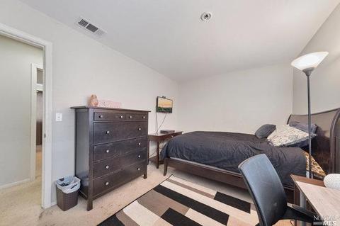 723 Daniels Ave, Vallejo, CA 94590 photo 13