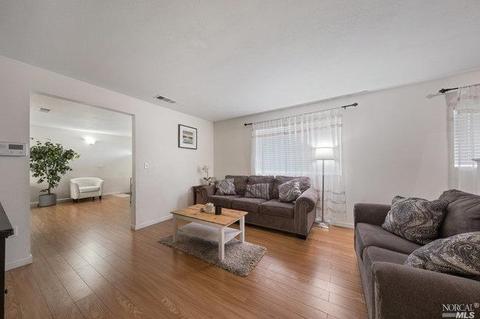 723 Daniels Ave, Vallejo, CA 94590 photo 8