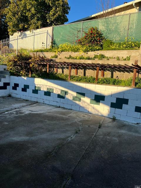 1320 E Greenmont Dr, Vallejo, CA 94591 photo 23