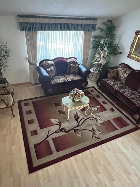 1320 E Greenmont Dr, Vallejo, CA 94591 photo 6