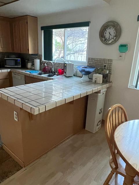 1320 E Greenmont Dr, Vallejo, CA 94591 photo 7