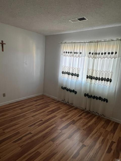 1320 E Greenmont Dr, Vallejo, CA 94591 photo 16
