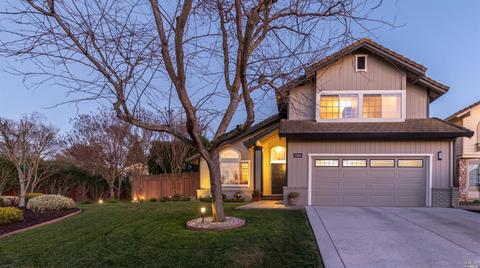 2108 Saint Augustine Cir, Petaluma, CA 94954 photo 2