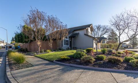2108 Saint Augustine Cir, Petaluma, CA 94954 photo 36