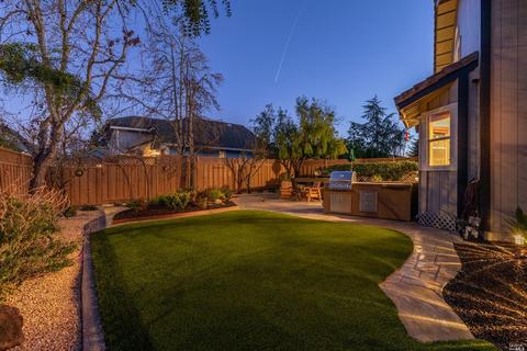 2108 Saint Augustine Cir, Petaluma, CA 94954 photo 31
