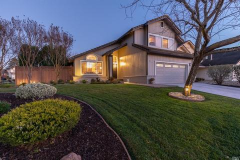 2108 Saint Augustine Cir, Petaluma, CA 94954 photo 1