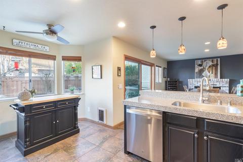 2108 Saint Augustine Cir, Petaluma, CA 94954 photo 11