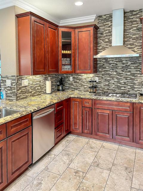 870 Walden Ct, Fairfield, CA 94533 photo 5