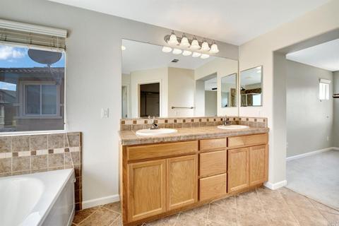 2048 Hamstead Ct, Vacaville, CA 95687 photo 28