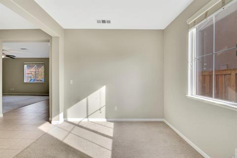 2048 Hamstead Ct, Vacaville, CA 95687 photo 10