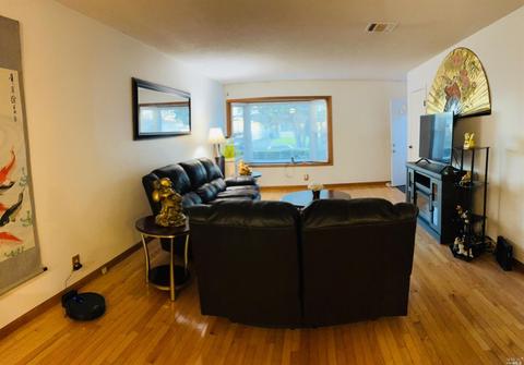 1863 Mini Dr, Vallejo, CA 94589 photo 4