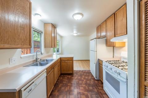 908-910 Wright St, Santa Rosa, CA 95404 photo 13
