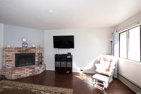 79 William St #J, Cotati, CA 94931 photo 4