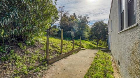1332 Tuolumne St, Vallejo, CA 94590 photo 29