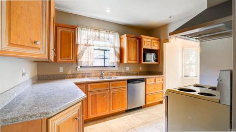 1332 Tuolumne St, Vallejo, CA 94590 photo 10